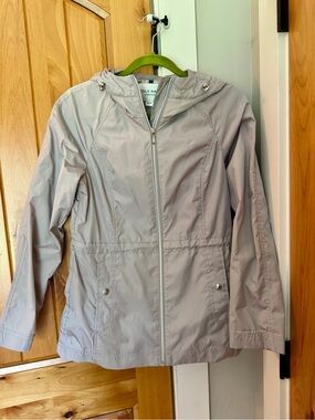 NWOT Cole Haan Packable  rain jacket with hood.